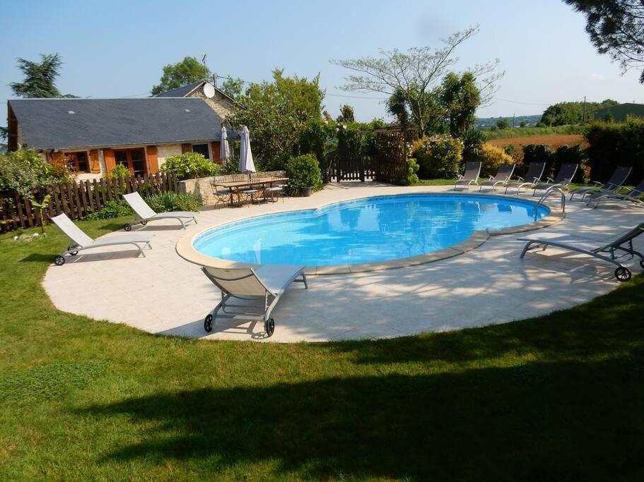 3 Self-Contained Gites With Pool And Games Room Saint-Georges-de-Noisné Εξωτερικό φωτογραφία