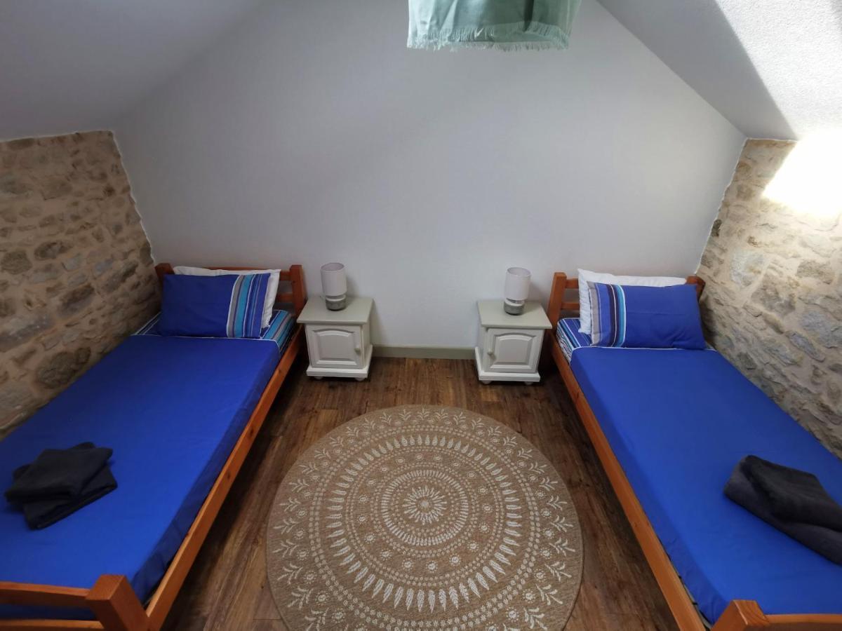 3 Self-Contained Gites With Pool And Games Room Saint-Georges-de-Noisné Εξωτερικό φωτογραφία