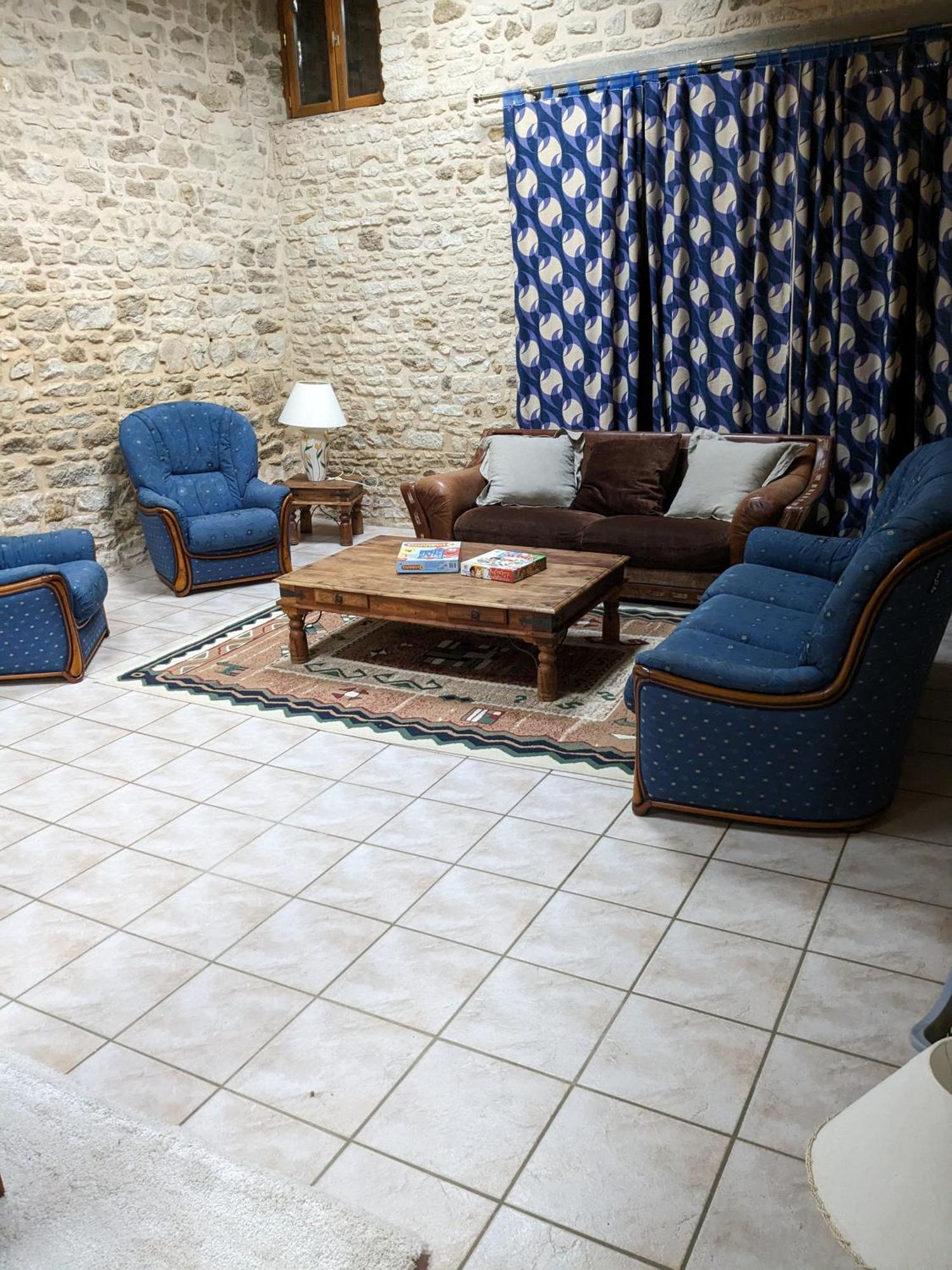 3 Self-Contained Gites With Pool And Games Room Saint-Georges-de-Noisné Εξωτερικό φωτογραφία